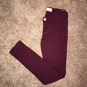 SIZE 0 Maroon Skinny Jeans